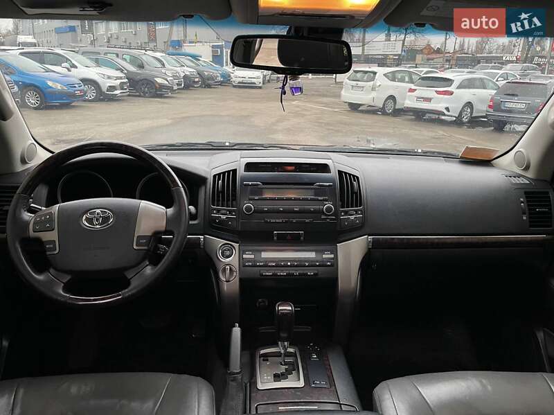 Внедорожник / Кроссовер Toyota Land Cruiser 2008 в Киеве