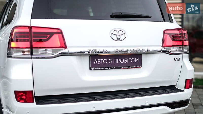 Внедорожник / Кроссовер Toyota Land Cruiser 2016 в Львове фото 14 Внедорожник / Кроссовер Toyota Land Cruiser 2016 в Львове