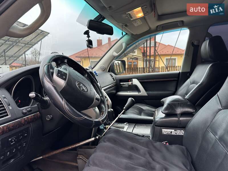 Внедорожник / Кроссовер Toyota Land Cruiser 2015 в Тернополе