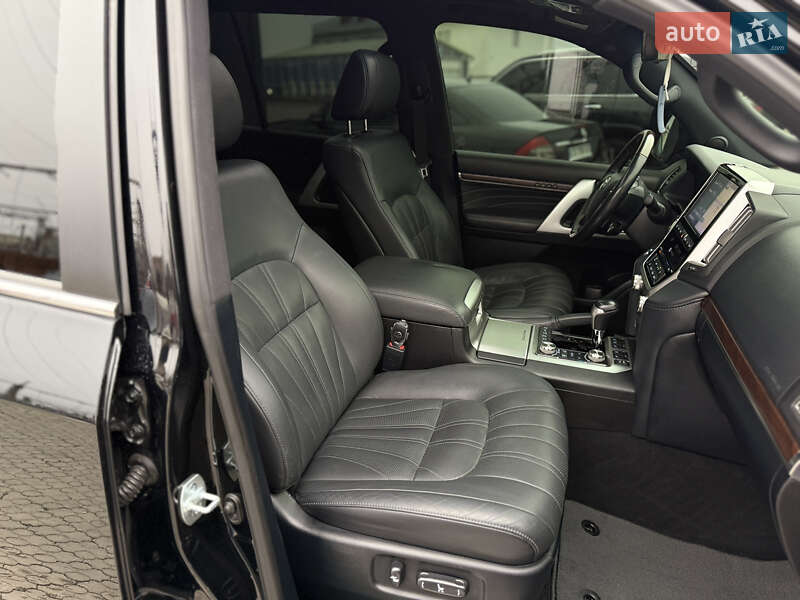Внедорожник / Кроссовер Toyota Land Cruiser 2020 в Черновцах фото 14 Внедорожник / Кроссовер Toyota Land Cruiser 2020 в Черновцах