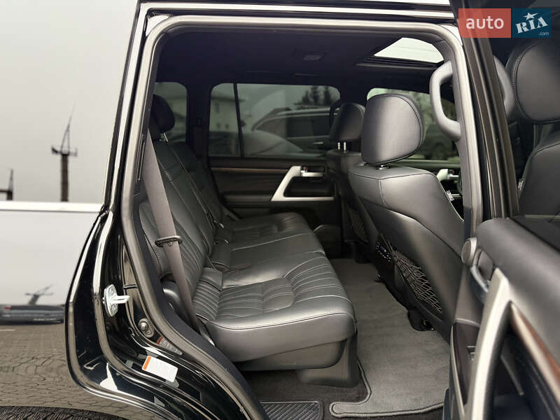 Внедорожник / Кроссовер Toyota Land Cruiser 2020 в Черновцах фото 21 Внедорожник / Кроссовер Toyota Land Cruiser 2020 в Черновцах