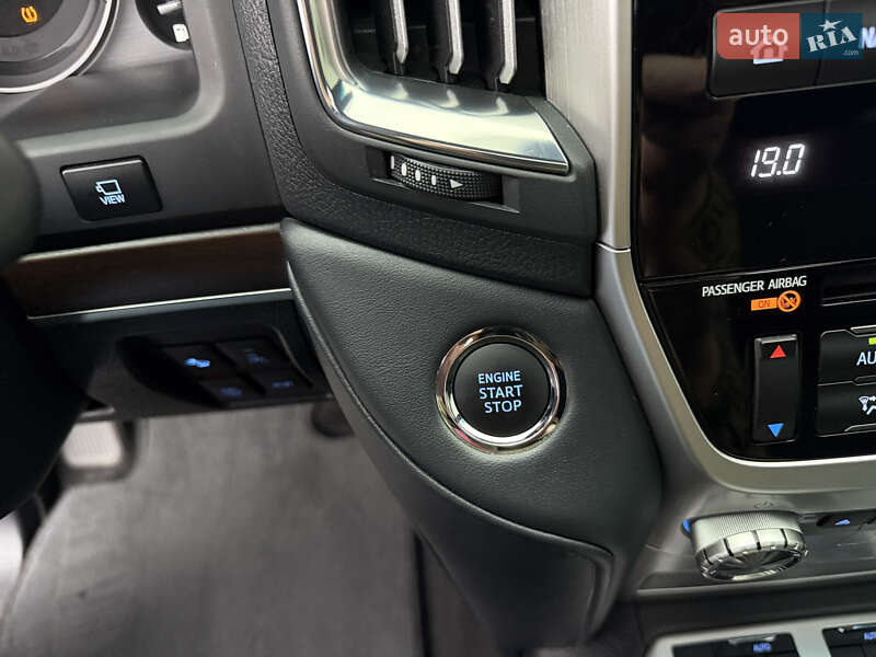 Внедорожник / Кроссовер Toyota Land Cruiser 2020 в Черновцах фото 75 Внедорожник / Кроссовер Toyota Land Cruiser 2020 в Черновцах