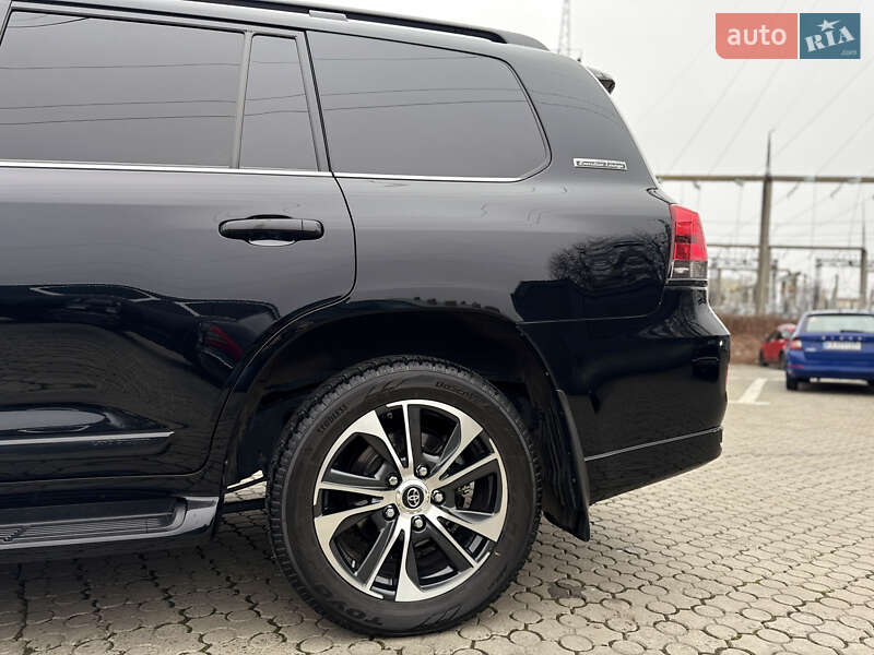 Внедорожник / Кроссовер Toyota Land Cruiser 2020 в Черновцах фото 112 Внедорожник / Кроссовер Toyota Land Cruiser 2020 в Черновцах