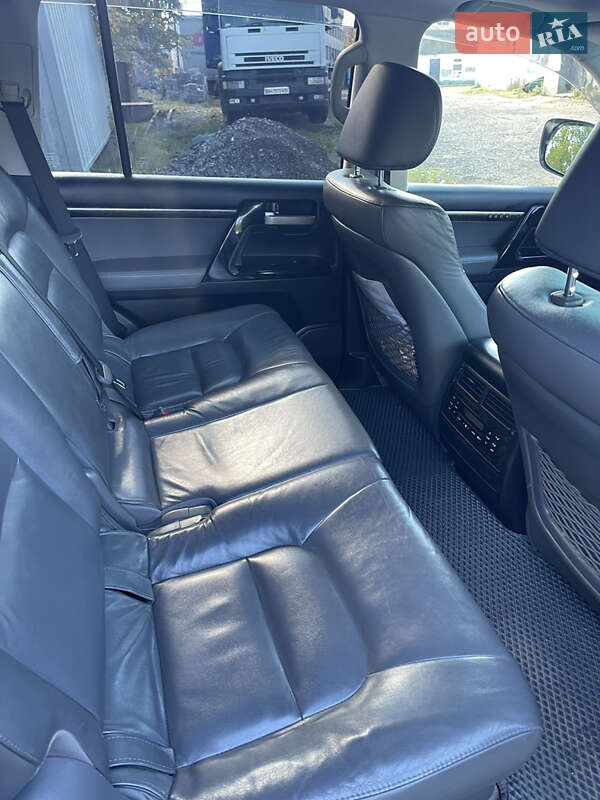 Позашляховик / Кросовер Toyota Land Cruiser 2010 в Доброславі