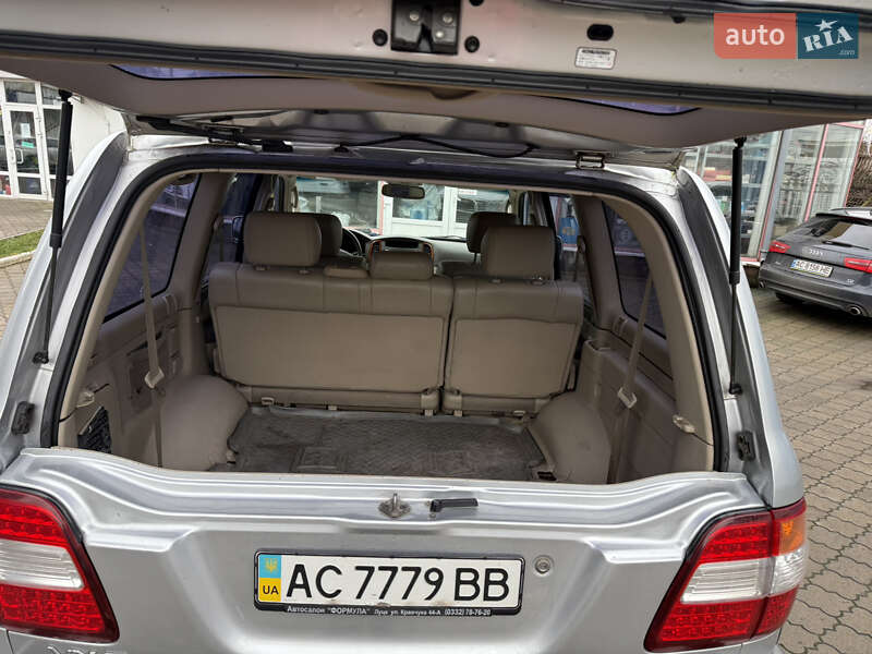 Внедорожник / Кроссовер Toyota Land Cruiser 2006 в Луцке фото 15 Внедорожник / Кроссовер Toyota Land Cruiser 2006 в Луцке