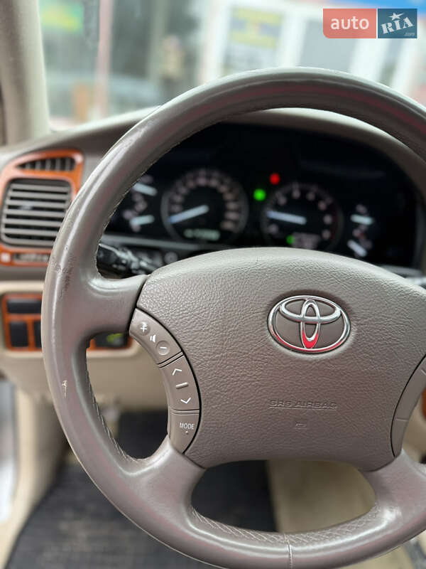 Внедорожник / Кроссовер Toyota Land Cruiser 2006 в Луцке фото 25 Внедорожник / Кроссовер Toyota Land Cruiser 2006 в Луцке