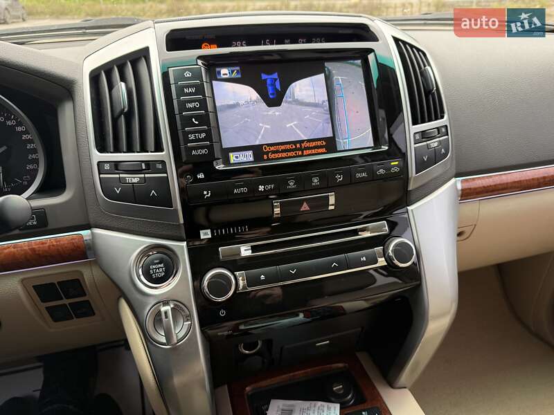 Позашляховик / Кросовер Toyota Land Cruiser 2013 в Києві