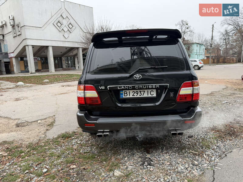 Внедорожник / Кроссовер Toyota Land Cruiser 2005 в Полтаве