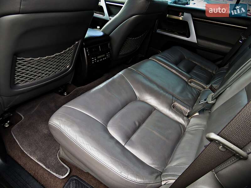 Внедорожник / Кроссовер Toyota Land Cruiser 2008 в Черкассах