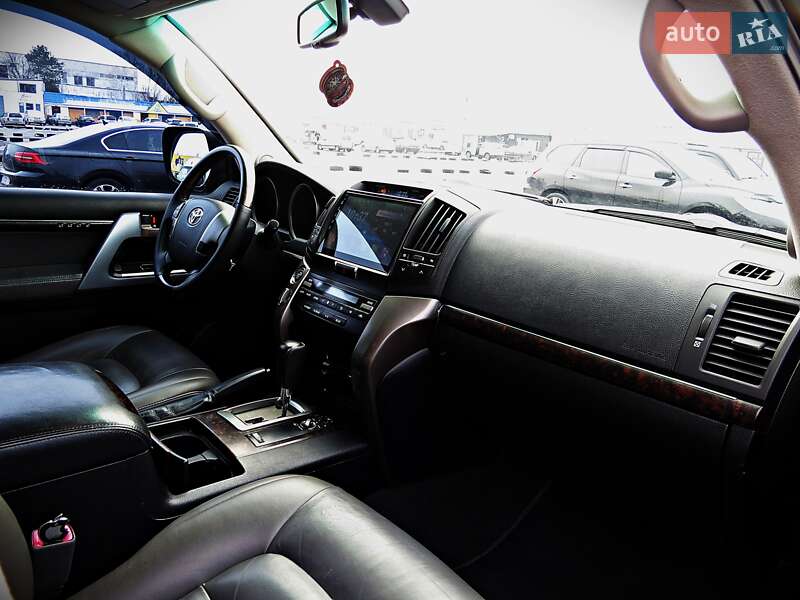 Внедорожник / Кроссовер Toyota Land Cruiser 2008 в Черкассах