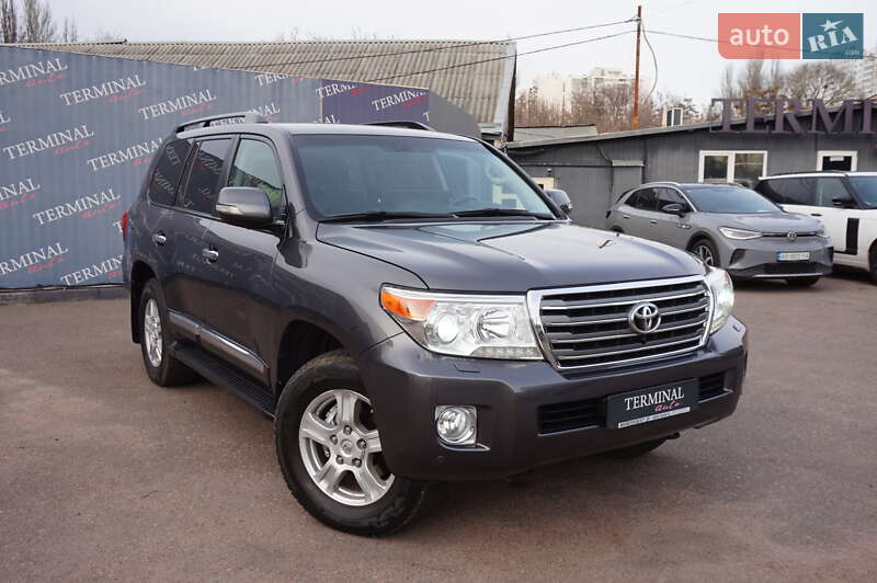 Toyota Land Cruiser 2014