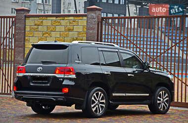 Внедорожник / Кроссовер Toyota Land Cruiser 2017 в Днепре