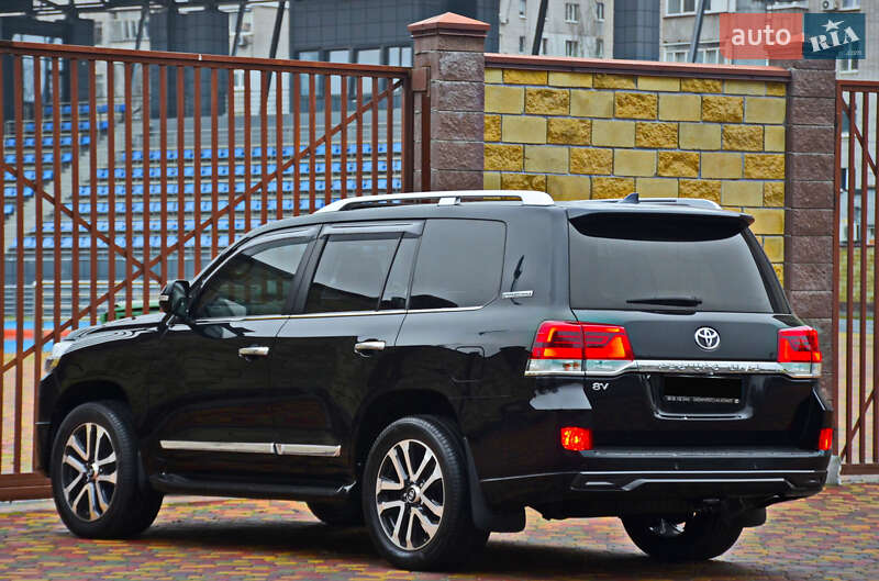 Toyota Land Cruiser 2017