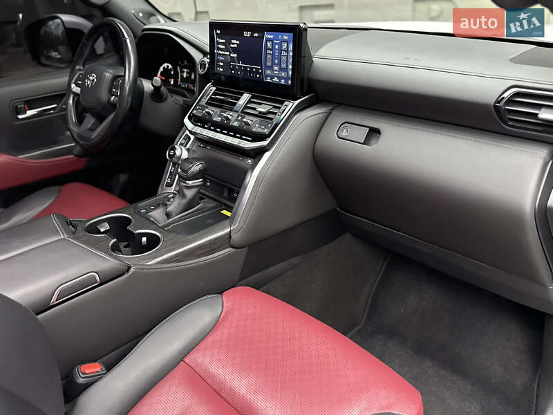 Позашляховик / Кросовер Toyota Land Cruiser 2021 в Києві фото 4 Позашляховик / Кросовер Toyota Land Cruiser 2021 в Києві