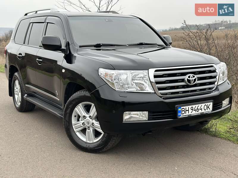 Позашляховик / Кросовер Toyota Land Cruiser 2011 в Одесі