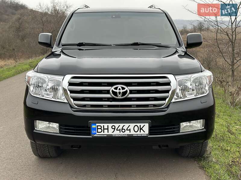 Позашляховик / Кросовер Toyota Land Cruiser 2011 в Одесі