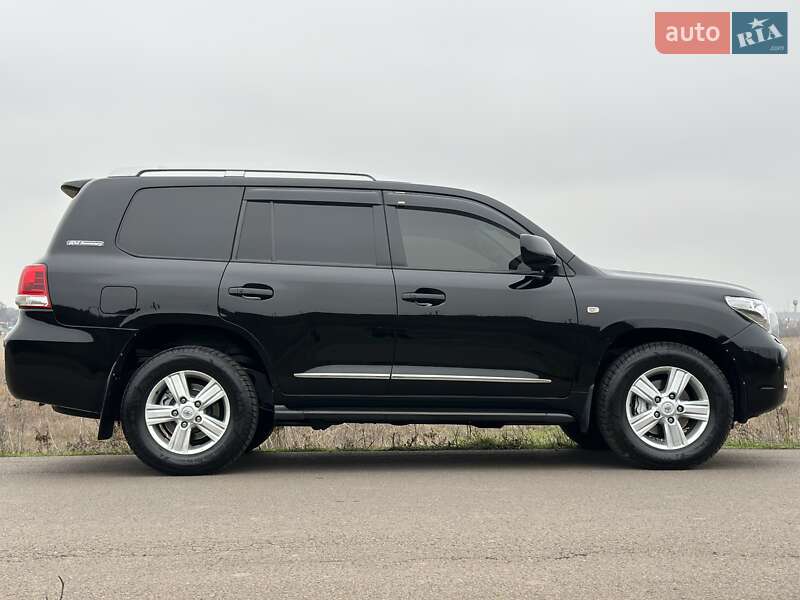 Позашляховик / Кросовер Toyota Land Cruiser 2011 в Одесі