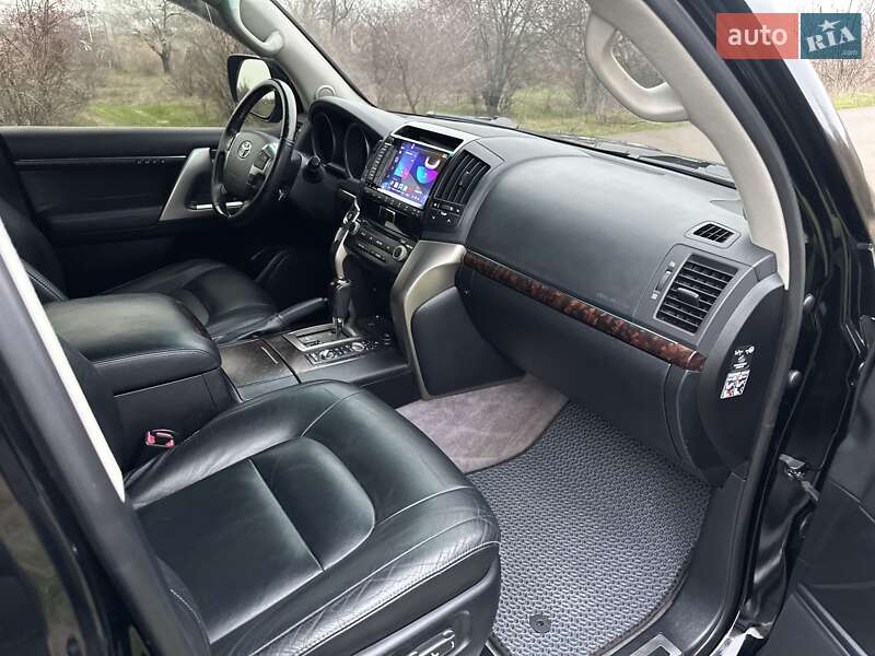 Позашляховик / Кросовер Toyota Land Cruiser 2011 в Одесі