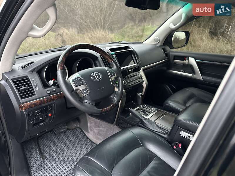 Позашляховик / Кросовер Toyota Land Cruiser 2011 в Одесі