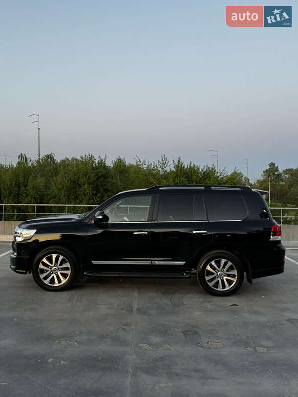 Позашляховик / Кросовер Toyota Land Cruiser 2019 в Києві