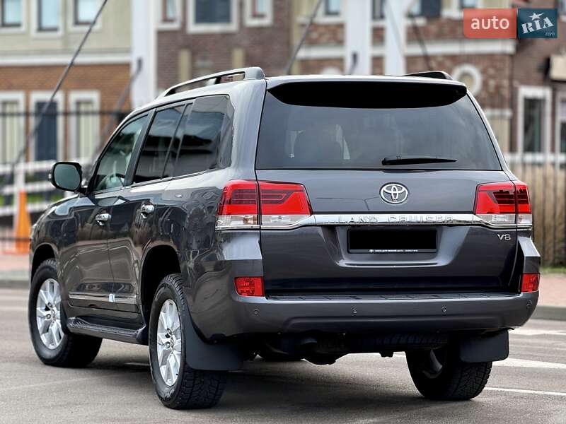 Внедорожник / Кроссовер Toyota Land Cruiser 2020 в Киеве