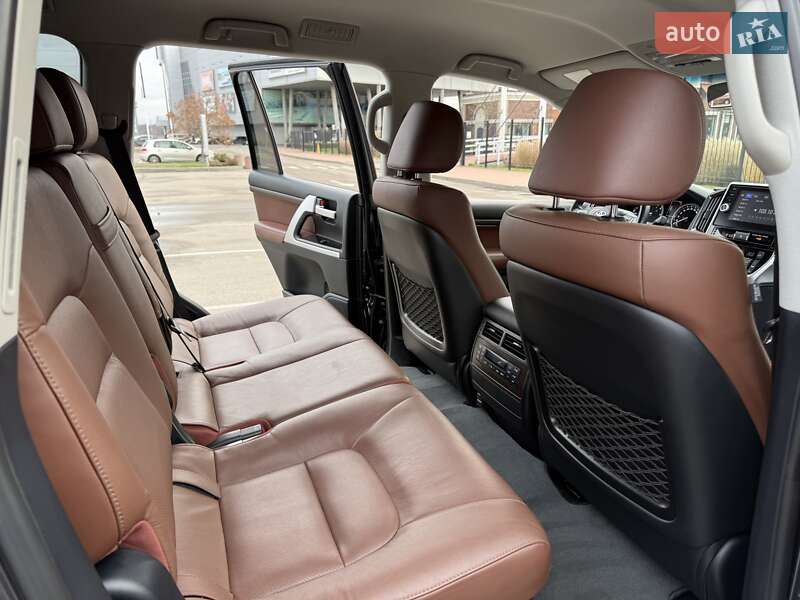 Внедорожник / Кроссовер Toyota Land Cruiser 2020 в Киеве