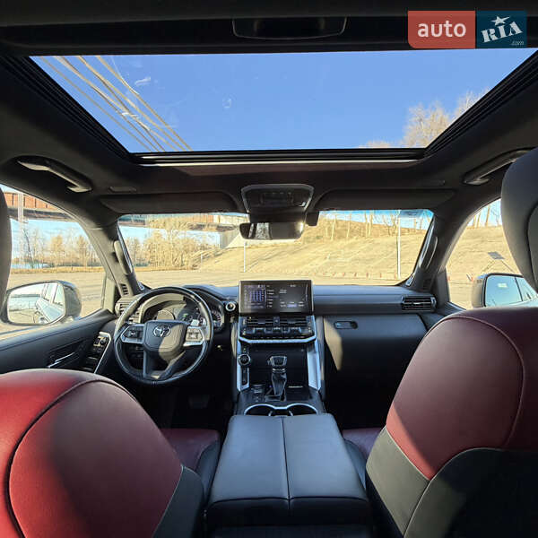 Внедорожник / Кроссовер Toyota Land Cruiser 2023 в Киеве