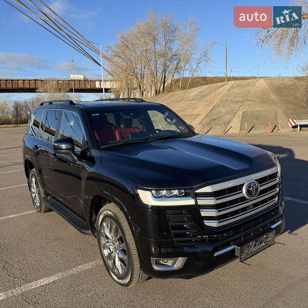 Внедорожник / Кроссовер Toyota Land Cruiser 2023 в Киеве