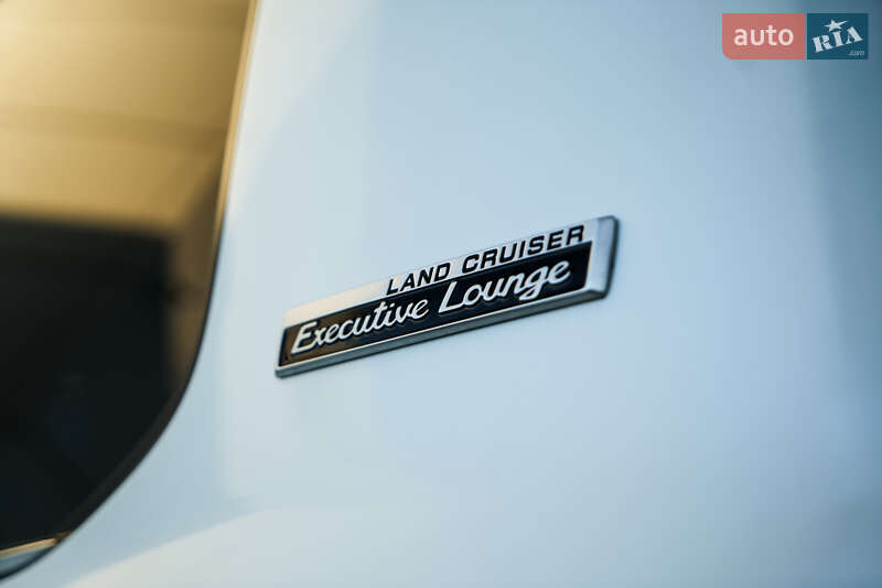 Внедорожник / Кроссовер Toyota Land Cruiser 2020 в Киеве фото 10 Внедорожник / Кроссовер Toyota Land Cruiser 2020 в Киеве