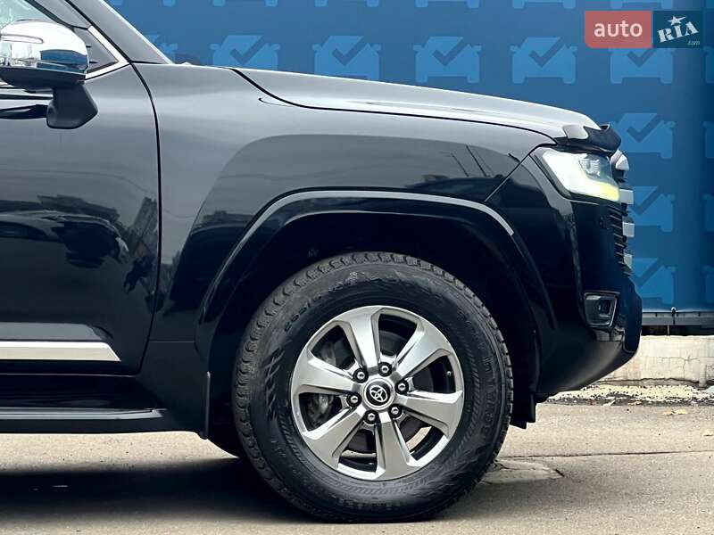 Внедорожник / Кроссовер Toyota Land Cruiser 2021 в Киеве