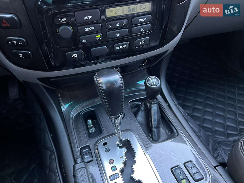 Позашляховик / Кросовер Toyota Land Cruiser 2004 в Дніпрі фото 36 Позашляховик / Кросовер Toyota Land Cruiser 2004 в Дніпрі