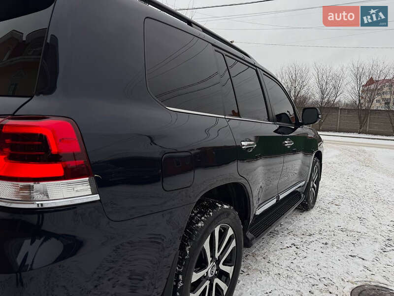 Внедорожник / Кроссовер Toyota Land Cruiser 2016 в Киеве