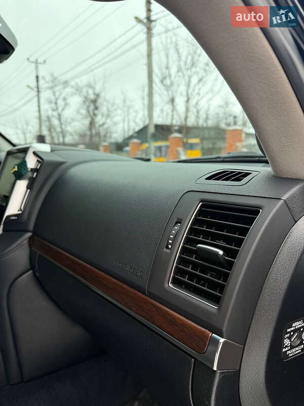 Внедорожник / Кроссовер Toyota Land Cruiser 2016 в Киеве