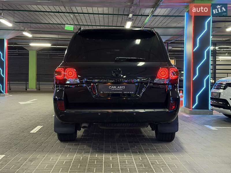 Внедорожник / Кроссовер Toyota Land Cruiser 2013 в Киеве