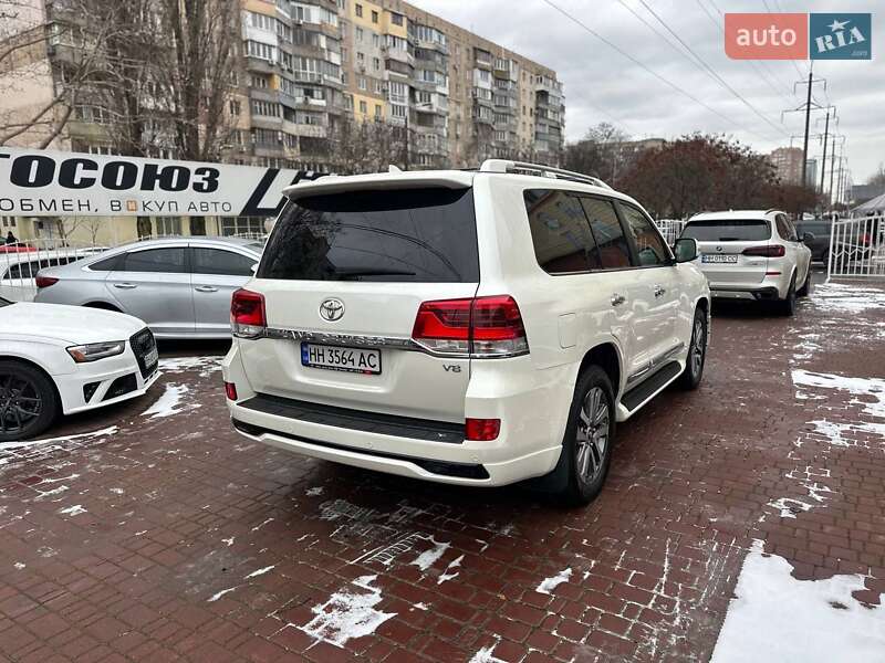 Внедорожник / Кроссовер Toyota Land Cruiser 2017 в Одессе