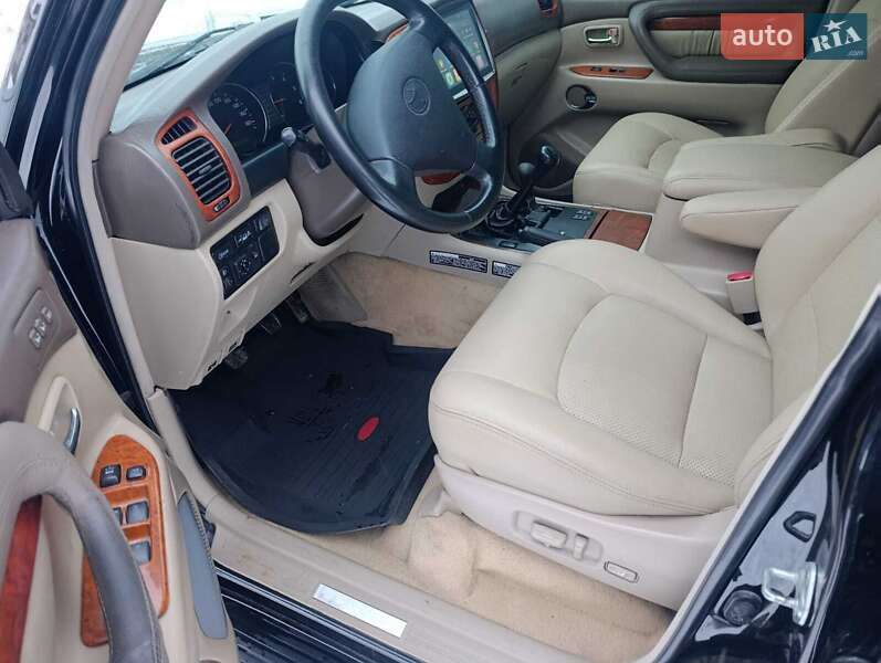 Внедорожник / Кроссовер Toyota Land Cruiser 2002 в Ужгороде