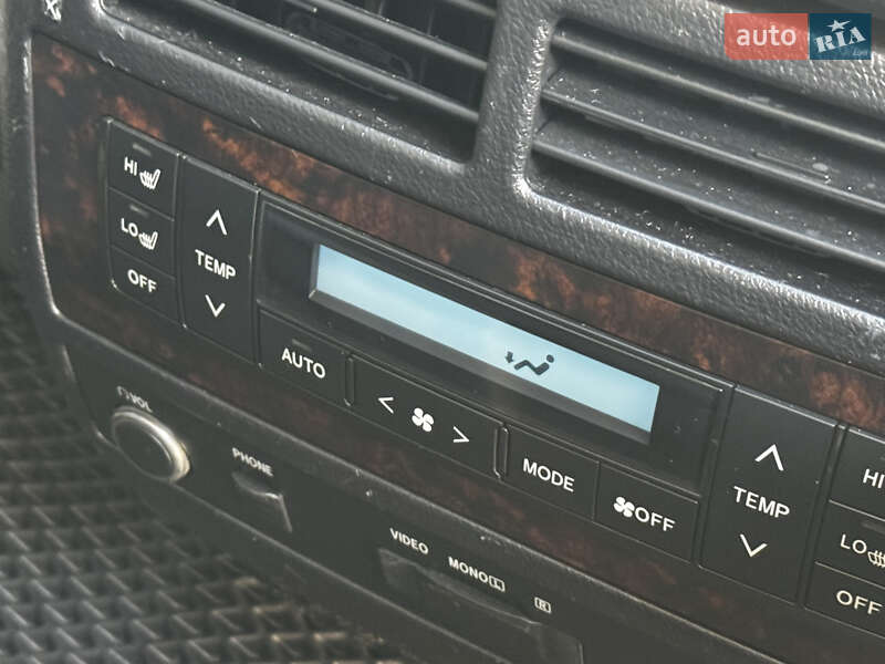 Внедорожник / Кроссовер Toyota Land Cruiser 2008 в Киеве