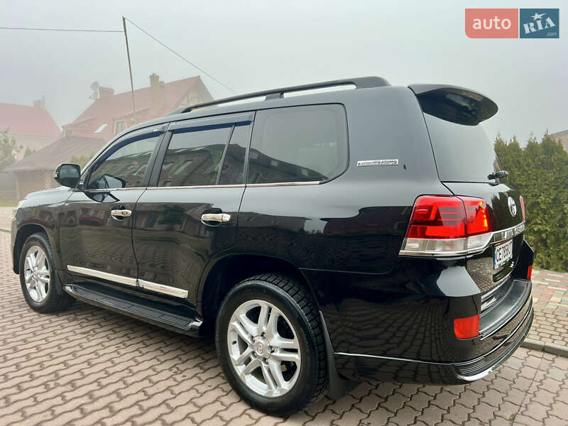 Внедорожник / Кроссовер Toyota Land Cruiser 2007 в Черновцах