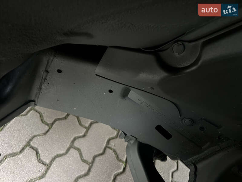 Внедорожник / Кроссовер Toyota Land Cruiser 2007 в Черновцах