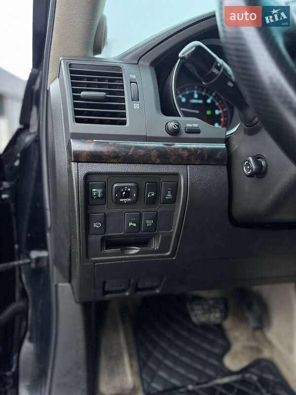 Позашляховик / Кросовер Toyota Land Cruiser 2008 в Києві