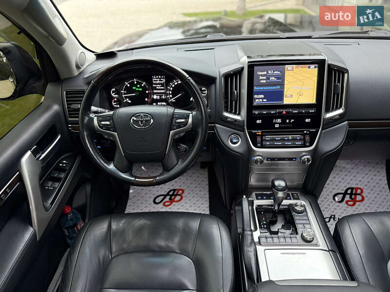 Позашляховик / Кросовер Toyota Land Cruiser 2015 в Одесі