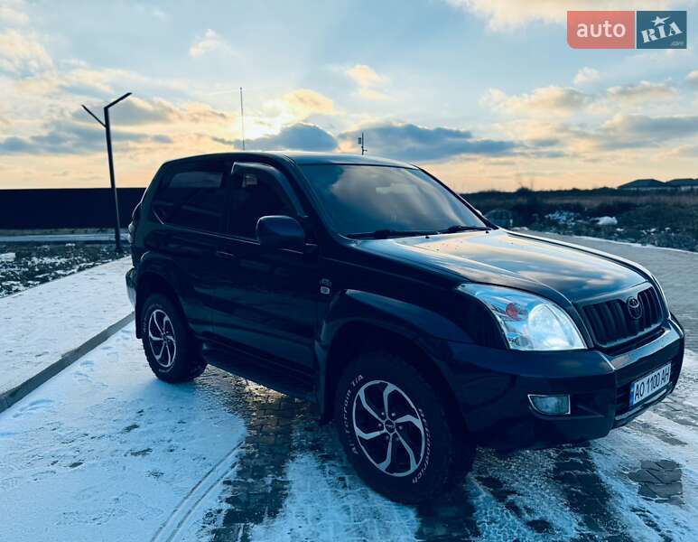 Позашляховик / Кросовер Toyota Land Cruiser 2006 в Ужгороді