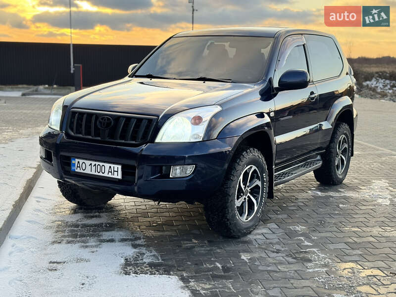 Позашляховик / Кросовер Toyota Land Cruiser 2006 в Ужгороді