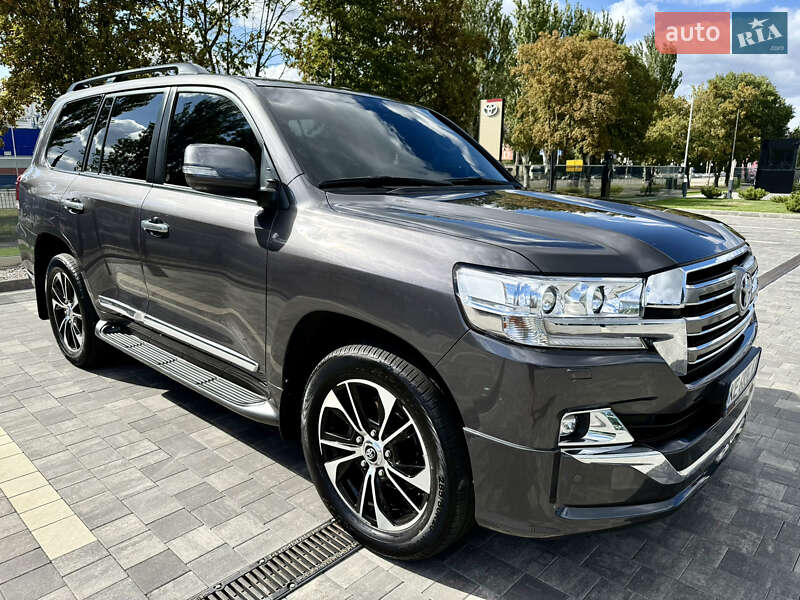 Внедорожник / Кроссовер Toyota Land Cruiser 2020 в Днепре