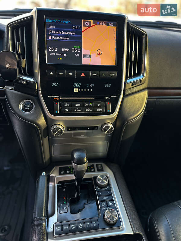 Внедорожник / Кроссовер Toyota Land Cruiser 2017 в Харькове фото 3 Внедорожник / Кроссовер Toyota Land Cruiser 2017 в Харькове