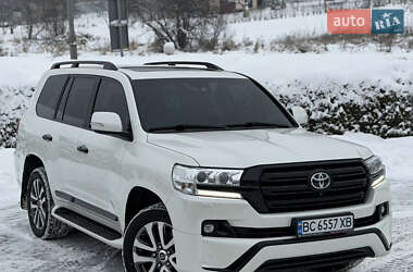 Внедорожник / Кроссовер Toyota Land Cruiser 2016 в Львове