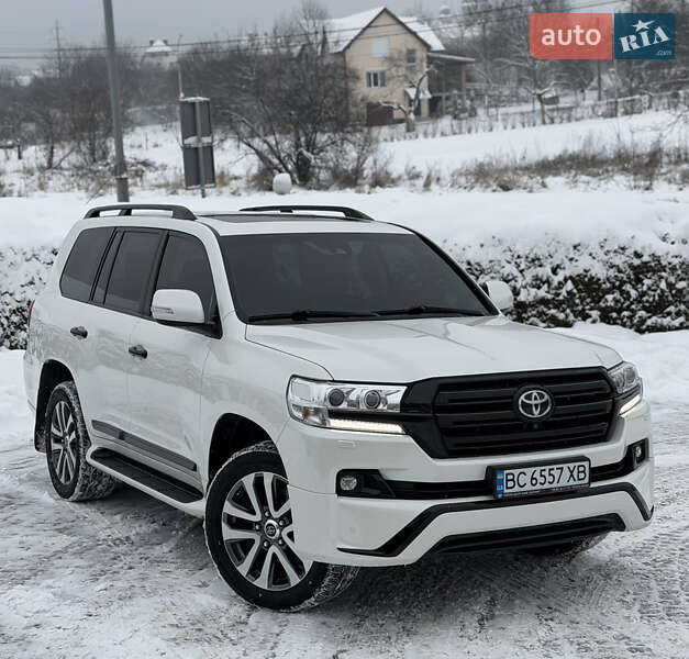 Внедорожник / Кроссовер Toyota Land Cruiser 2016 в Львове фото Внедорожник / Кроссовер Toyota Land Cruiser 2016 в Львове