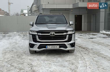 Внедорожник / Кроссовер Toyota Land Cruiser 2022 в Ивано-Франковске