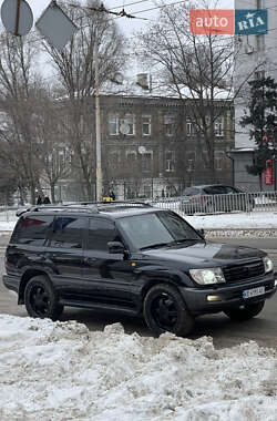 Позашляховик / Кросовер Toyota Land Cruiser 2005 в Дніпрі