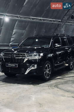 Позашляховик / Кросовер Toyota Land Cruiser 2020 в Львові